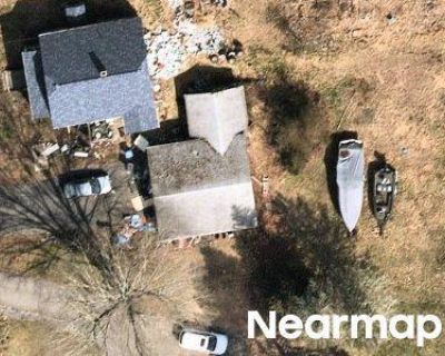 3 Bed 1 Bath Preforeclosure Property in Jewett City, CT 06351 - Norman Rd