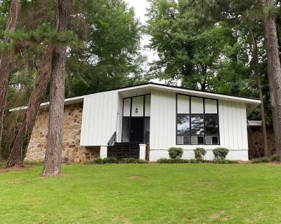 3 Bedroom 2BA Apartment For Rent in Hoover, AL