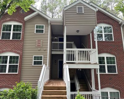2 Bedroom 2BA 1251 ft Condo For Sale in Roswell, GA