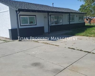 7800 50th Ave. Coming Soon!!! To schedule a showing please click the schedule showing button if available now or contact our leasing team at (916) 659-8110. Please visit www.titanrei.com to schedule showing or APPLY NOW. This single-story, 4-bedroom, 1-bathroom apartment is a perfect blend of comfort and convenience. The kitchen is equipped with a gas stove, dishwasher, microwave, and garbage d...