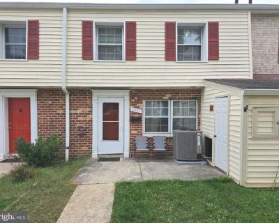 2 Bedroom 1BA 920 ft Condo For Sale in Laurel, MD