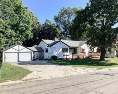 Minnie Maddern St, Albert Lea, Home For Sale