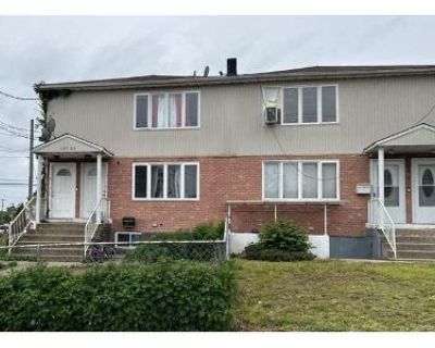 6 Bed 5 Bath Foreclosure Property in Springfield Gardens, NY 11413 - 222nd St