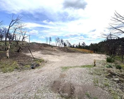 Single Family Home For Sale in RUIDOSO, NM