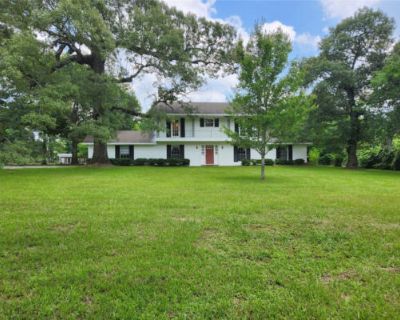 4 Bedroom 3BA 2108 ft Single Family Home For Sale in Hockley, TX