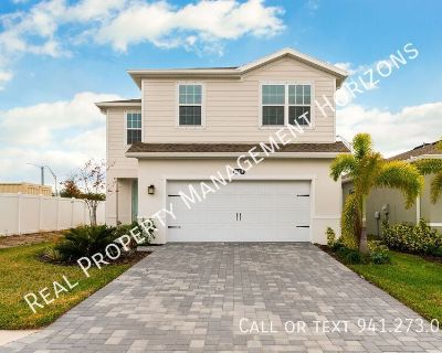 4 Bedroom 2BA 2046 ft Pet-Friendly Single-family home For Rent in Bradenton, FL