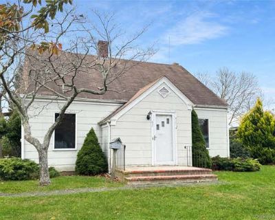 3 Bedroom 1BA 1500 ft Single Family Home For Sale in GREENPORT, NY