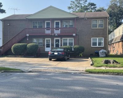 2 Bedroom 1BA 700 ft Apartment For Rent in Norfolk, VA