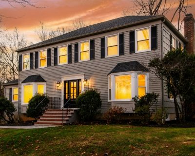 5 Bedroom 3BA Single Family House For Sale in Randolph, NJ