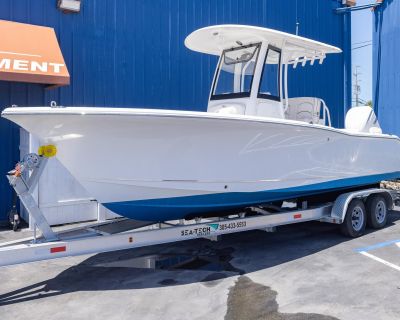 2021 Sea Hunt Ultra 239 SE