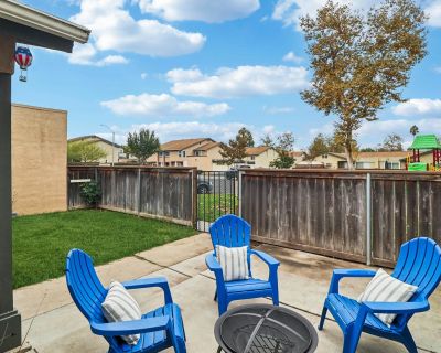 2 Bedroom 1BA 832 ft Single Family House For Sale in Santee, CA