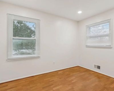 Pet friendly $900 per month room to rent in Scotch Plains