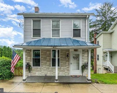 2 Bedroom 1BA 1080 ft Single Family Home For Sale in MILLERSTOWN, PA