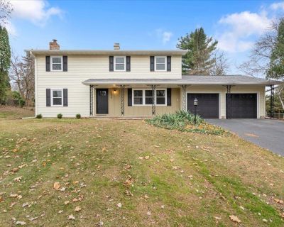 3 Bedroom 2BA 2464 ft Single Family House For Sale in Madison, WI