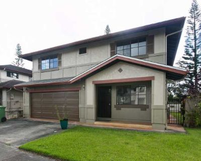 4 Bedroom 2.5BA 1768 ft Pet-Friendly Apartment For Rent in Mililani Mauka, HI