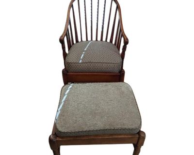 Early 21st Century Stickley Chair With Ottoman Set- 2 Pieces