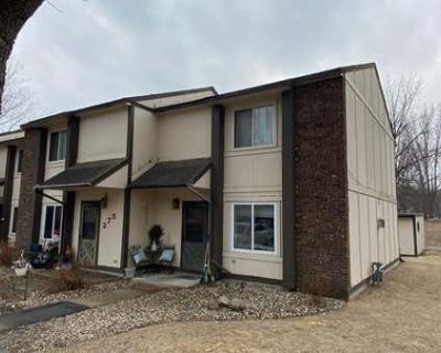 3 Bedroom 2BA 1120 ft Townhouse For Sale in SPICER, MN