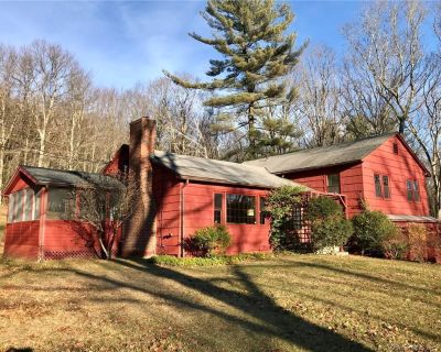 4 Bedroom 3BA 1516 ft Apartment For Rent in Cornwall, CT