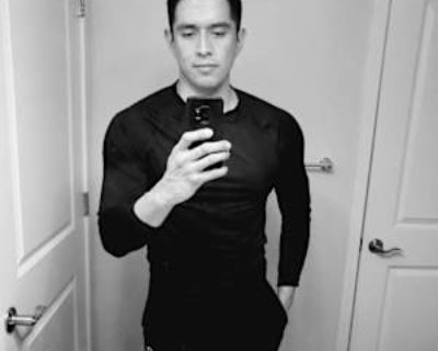 Non-smoker * Interested in teaming-up. Budget: $2,500 per month. Ready to move: February 1. Looking for myself. Been in Sac for 7 years. I m in my 30 s and I m a working professional in the field of business data analytics (business and IT data person). I m also finished my MBA with a 4.0 woohoo! I have no criminal record or no drug use history. I have no kids or pets. And no family or friend d...