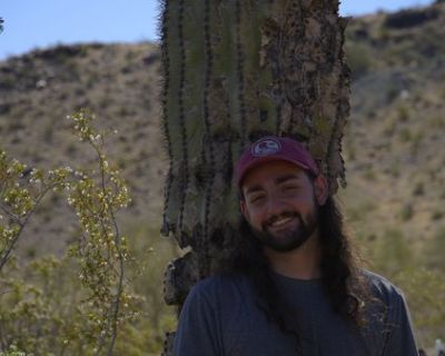 Hello, I am a 27 year old male looking to rent somewhere between Holbrook and Massapequa. 1-2 roommates is good. I start work on November 24th, so I would need to move in sometime before then. I'm a pretty clean easygoing person. I like animals, nature, fitness and history..