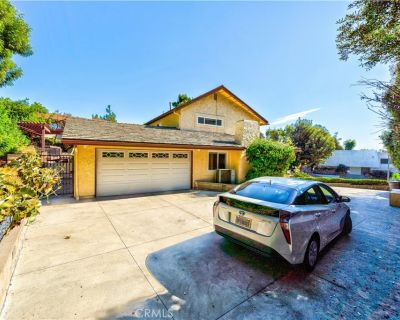 3 Bedroom 3BA 2432 ft Apartment For Rent in South Pasadena, CA