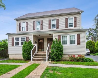 6 Hughes Pl. This house has just been totally renovated--new floors, moldings, windows, kitchen, baths, appliances including new washer and dryer, lighting, furnace and hot water heater. There are four nicely sized bedrooms with 1 1/2 baths on a great little street in the Jefferson Elementary School district in close proximity to the Summit Community Pool. There are approximately 2, 200 square ...