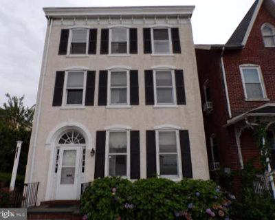4 Bedroom 3BA 3026 ft Single Family Home For Sale in BOYERTOWN, PA