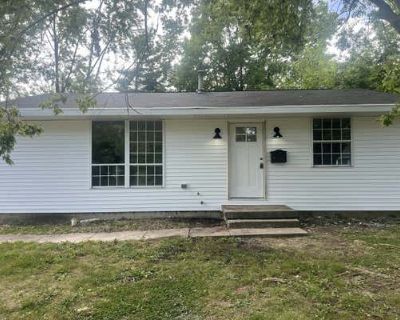 3 Bedroom 1BA 935 ft Single Family Home For Sale in URBANA, IL