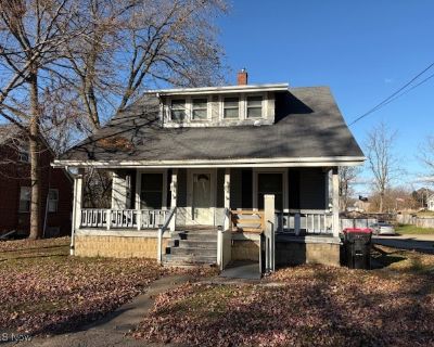 2 Bedroom 1BA 1233 ft Single Family House For Sale in North Canton, OH