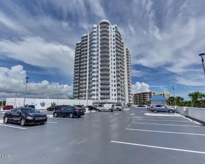 3 Bedroom 2BA 1644 ft Apartment For Rent in Daytona Beach, FL