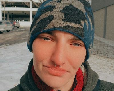 Rebekah - Needs a Place on iROOMit or a Room