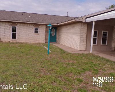 3 Bedroom 2BA 1,844 ft Apartment For Rent in Lawton, OK