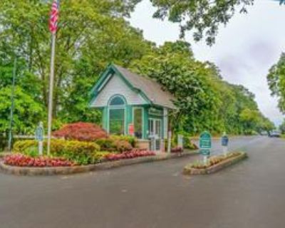 2 Bedroom 2BA 1440 ft Condo For Sale in Middle Island, NY
