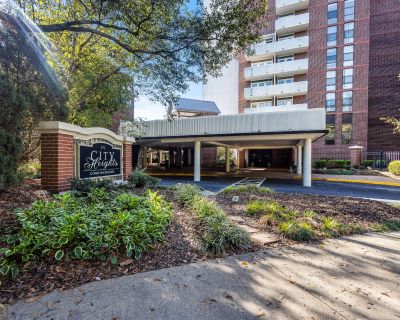 2 Bedroom 1BA 882 ft Apartment For Rent in Atlanta, GA