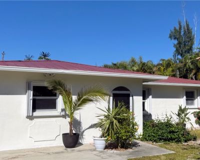 3 Bedroom 2BA 1288 ft Single Family House For Sale in St James City, FL