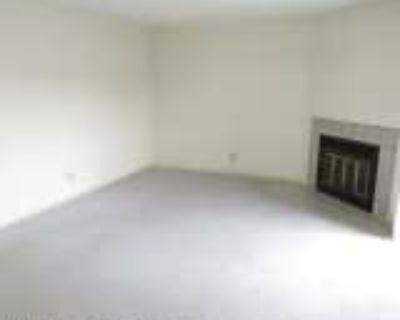 2 Bedroom 1BA 892 ft² Apartment For Rent in Hutchinson, KS 1704 E 24th Ave