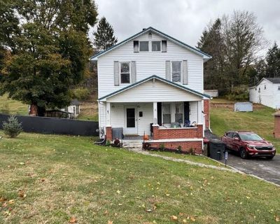 Clovis St, Bluefield, Home For Sale