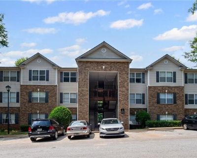 Par Three Way, Lithonia, Condo For Sale