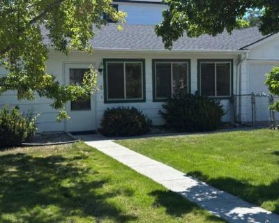 2 Bedroom 1BA 1232 ft Pet-Friendly Apartment For Rent in Hamilton, MT