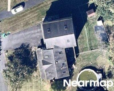 4 Bed 2.5 Bath Preforeclosure Property in Pearl River, NY 10965 - Cara Dr