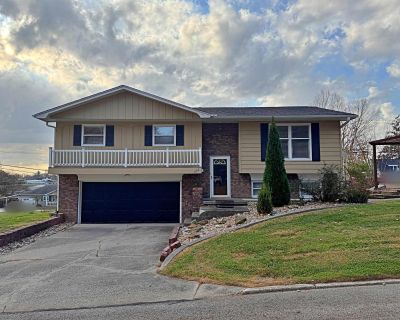 3 Bedroom 2BA 1516 ft Single Family House For Sale in Washington, IN