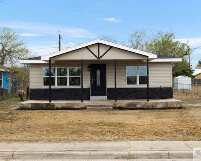 3 Bedroom 2BA 1420 ft Single Family Home For Sale in MERCEDES, TX