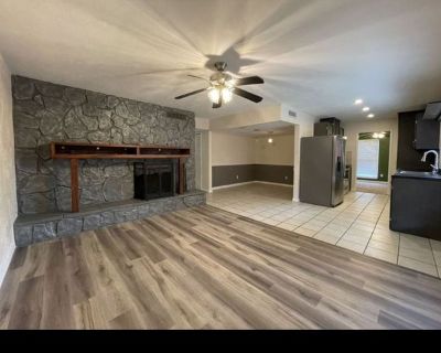 Snow (Has a House). Room in the 1 Bedroom 1BA House For Rent in The Colony, TX