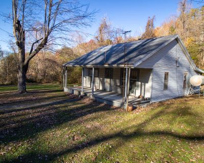 2 Bedroom 1BA 896 ft Single Family House For Sale in Newport, TN