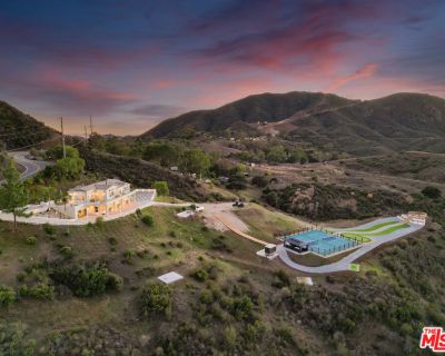 265 Westlake Boulevard. Property for Rent in Malibu, CA for $45,000 with 7 bedrooms and 4 full baths. This 5,066 square foot property was built in 2002 on a lot size of 3.8029.. Escape to the pinnacle of tranquility in this exceptional gated Malibu estate, offering complete privacy, prestige, and unobstructed panoramic mountain vistas. This fully renovated 5,066 sq. ft. residential compound fea...