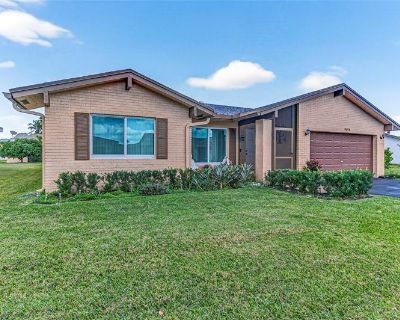 2 Bedroom 2BA 1752 ft Single Family House For Sale in Tamarac, FL