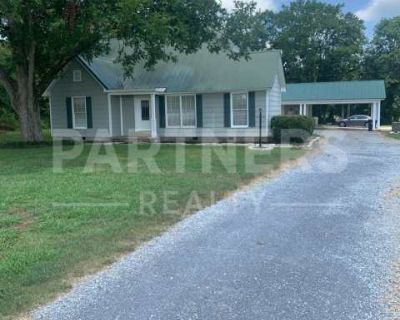 1901 Meriwether Road. image_url. W/D hookup Hardwood floors Dishwasher Pet friendly Carport Walk in closets Unit Amenities air conditioning carpet ceiling fan dishwasher extra storage fireplace garbage disposal hardwood floors microwave oven range refrigerator walk in closets w/d hookup Property Amenities cats allowed dogs allowed pet friendly carport on-site laundry parking. Pets allowed. 4 Be...