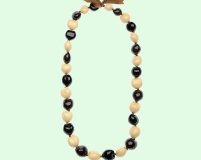 Tri Color Kukui Nut Lei
