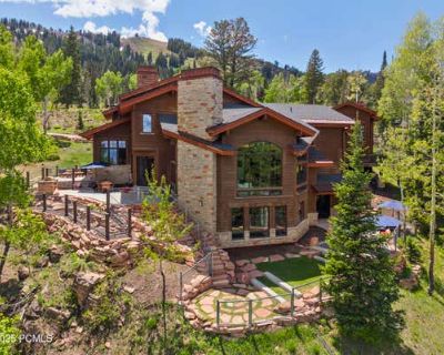 8 Bedroom 10BA 7420 ft Furnished Single Family Home For Sale in PARK CITY, UT