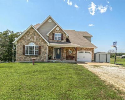 4 Bedroom 3BA 2364 ft Single Family Home For Sale in PLATO, MO